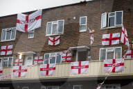 EURO 2020 - England-Flaggen auf dem Towfield Estate, London
