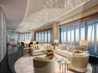 FEATURE - Das höchste Hotel der Welt im 632 Meter grossen Shanghai Tower in China