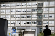 NEWS - Papst Franziskus liegt wegen einer geplanten Dickdarmoperation in der Gemelli-Klinik