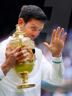 TENNIS - Wimbledon: Novak Djokovic feiert seinen Sieg