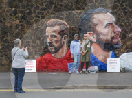 EURO 2020 - Three Lions on the Wall - Kunstaktion als Spendenaktion für Difibrillatoren in Nuneaton