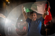 FUSSBALL-EM - Italienische Fans feiern den EM-Titel in Rom