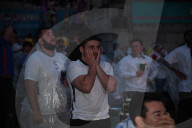 England lose on penalties against Italy.