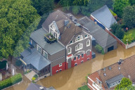 NEWS - Hochwasser Deutschland: Die Ruhr aus der Luft gesehen