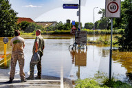 NEWS - Hochwasser in den Niederlanden: Die Region Limburg kämpft gegen die Fluten