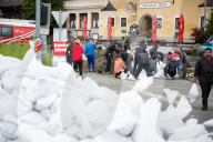 NEWS - Aufräumungsarbeiten nach Sturzflut in Hallein, Österreich