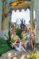 FEATURE -Waffenmeister Terry English (Filme "Excalibur", "Gladiator") zeigt seine Werke beim Fantasy Forest Festival auf Schloss Sudeley