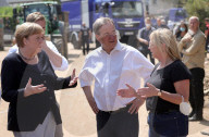 NEWS - Angela Merkel und NRW-Ministerpräsident Armin Laschet besuchen Bad Münstereifel
