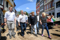 NEWS - Angela Merkel und NRW-Ministerpräsident Armin Laschet besuchen Bad Münstereifel