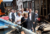 NEWS - Angela Merkel und NRW-Ministerpräsident Armin Laschet besuchen Bad Münstereifel