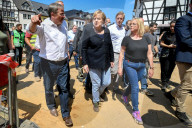 NEWS - Angela Merkel und NRW-Ministerpräsident Armin Laschet besuchen Bad Münstereifel