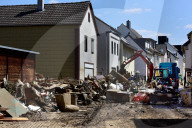NEWS - Hochwasser Deutschland: Aufräumarbeiten im Krisengebiet
