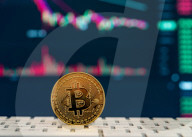 NEWS - Symbolbilder  Bitcoin / Ethereum