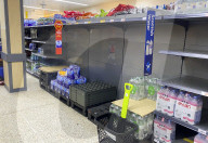 NEWS - Coronavirus: Leere Regale in den Supermärkten in Grossbritannien
