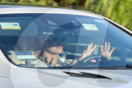 PREMIUM EXCLUSIVE Britney Spears free to drive shows her hands