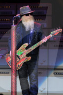 PEOPLE - ZZ-Top-Bassist Dusty Hill ist gestorben (Archiv)