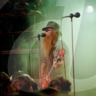 PEOPLE - ZZ-Top-Bassist Dusty Hill ist gestorben (Archiv)