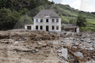 NEWS - Extreme Hochwasserschäden nach der Naturkatastrophe in der Eifel
