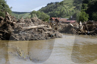 NEWS - Extreme Hochwasserschäden nach der Naturkatastrophe in der Eifel
