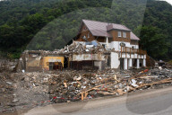 NEWS - Schäden nach Hochwasser-Katastrophe an der Ahr