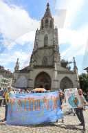 NEWS - Klimademo auf dem Berner Münsterplatz