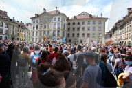 NEWS - Klimademo auf dem Berner Münsterplatz