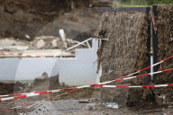 NEWS - Jahrhundertflut Deutschland: Aufräumarbeiten im Ahrtal