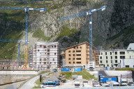 NEWS - Andermatt: Sawiris Immobilien Baustellen