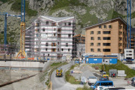 NEWS - Andermatt: Sawiris Immobilien Baustellen