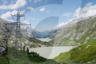 NEWS - Hochspannungsleitung am Stausee am Grimselpass