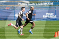 FUSSBALL - Lionel Messi und Neymar beim Training von Paris Saint Germain
