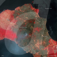 Wildfires ravage Greek island of Evia