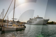 NEWS - Coronavirus:  Das Kreuzfahrtschiff 'MS Europa 2' bei Menorca fÃ¤hrt nach der Pandemie wieder