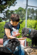 PORTRAIT - Francine Jordi besucht Tierheim in Gossau (Juli 2021)