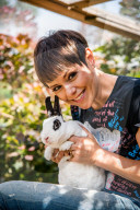 PORTRAIT - Francine Jordi besucht Tierheim in Gossau (Juli 2021)