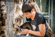 PORTRAIT - Francine Jordi besucht Tierheim in Gossau (Juli 2021)