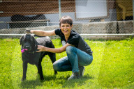 PORTRAIT - Francine Jordi besucht Tierheim in Gossau (Juli 2021)