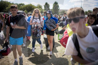 NEWS - Festivalbesucher treffen in Scharen zum Reading Festival am Wochenenden in Berkshire ein