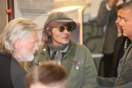 PEOPLE -  Johnny Depp landet Karlsbad