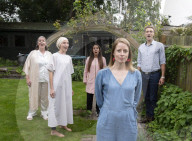 A performance for Ceinwen Giles, founder of the SHINE cancer charity from the cast of Hopes & Fears who perform a duet and two arias from the work at her house in Lewisham, London, Great Britain 
Performance 
27th August 2021