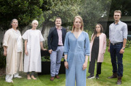 A performance for Ceinwen Giles, founder of the SHINE cancer charity from the cast of Hopes & Fears who perform a duet and two arias from the work at her house in Lewisham, London, Great Britain 
Performance 
27th August 2021