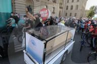 NEWS - Bern: Bestattervelo am Fahrrad-Festival