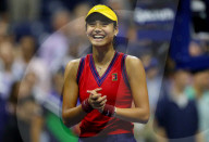 TENNIS - Die 17-jährige Britin Emma Raducanu erreicht das Finale der US Open