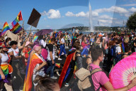 NEWS - Tausende an Pride-Marsch in Genf