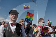 NEWS - Tausende an Pride-Marsch in Genf