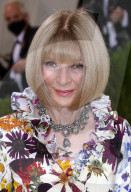 PEOPLE - Stars in Design-Kleidern an der Met-Gala in NYC