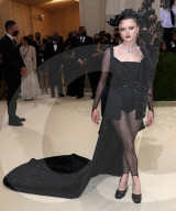 PEOPLE - Stars in Design-Kleidern an der Met-Gala in NYC