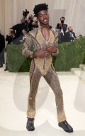 PEOPLE - Stars in Design-Kleidern an der Met-Gala in NYC