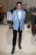 PEOPLE - Stars in Design-Kleidern an der Met-Gala in NYC