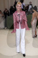 PEOPLE - Stars in Design-Kleidern an der Met-Gala in NYC (weitere Bilder)